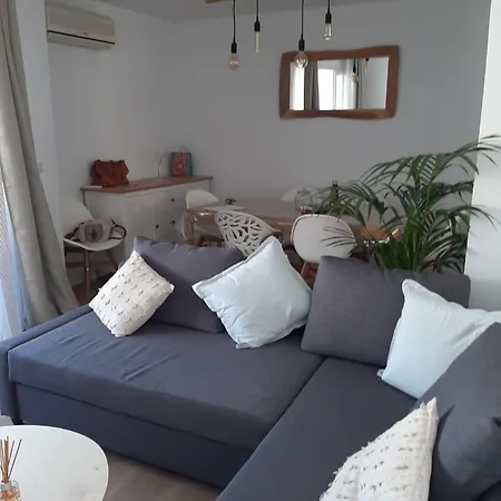 Piso San Nicolas Apartment