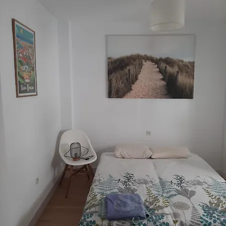 Piso San Nicolas Apartment *